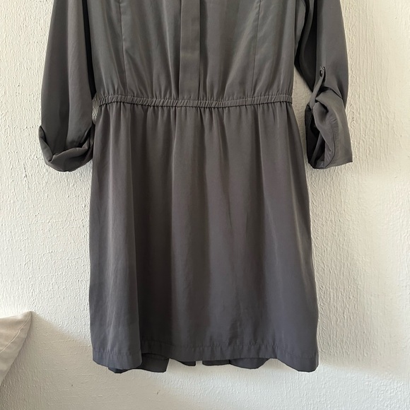 Alfani Size 10  shiny Grey zip up Dress with Pockets and Snap up sleeves - Picture 6 of 10